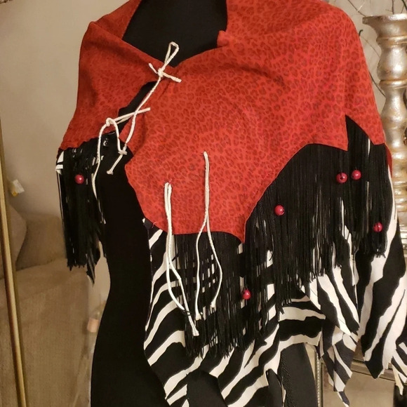 SUEDE gorgeous shawl Brand new - Picture 5 of 6